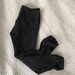 Beyond Yoga Capri pants